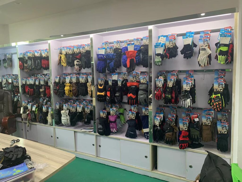 Gloves Manfacturer
